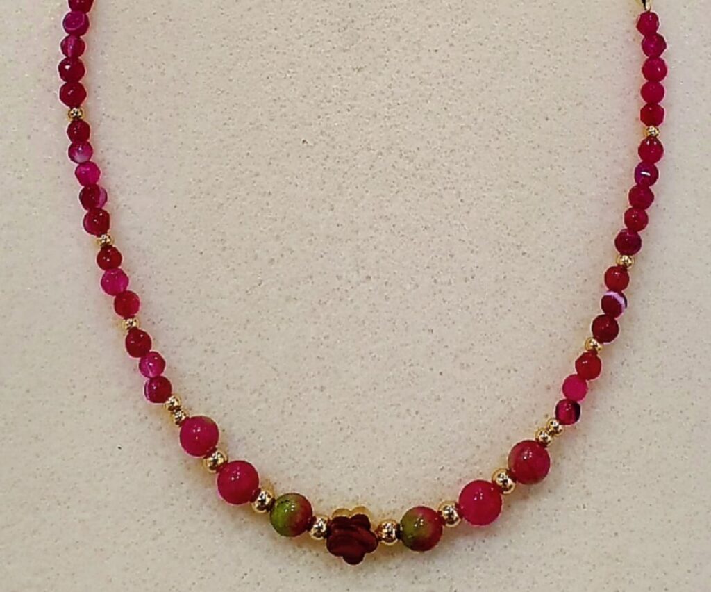 Collar acero, jade y ágata, marca Gemas Acero (0201000001)