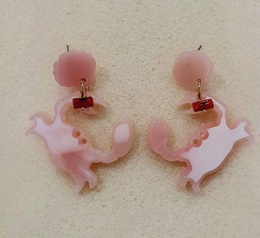 Pendientes cangrejo en acrílico (0101000003)