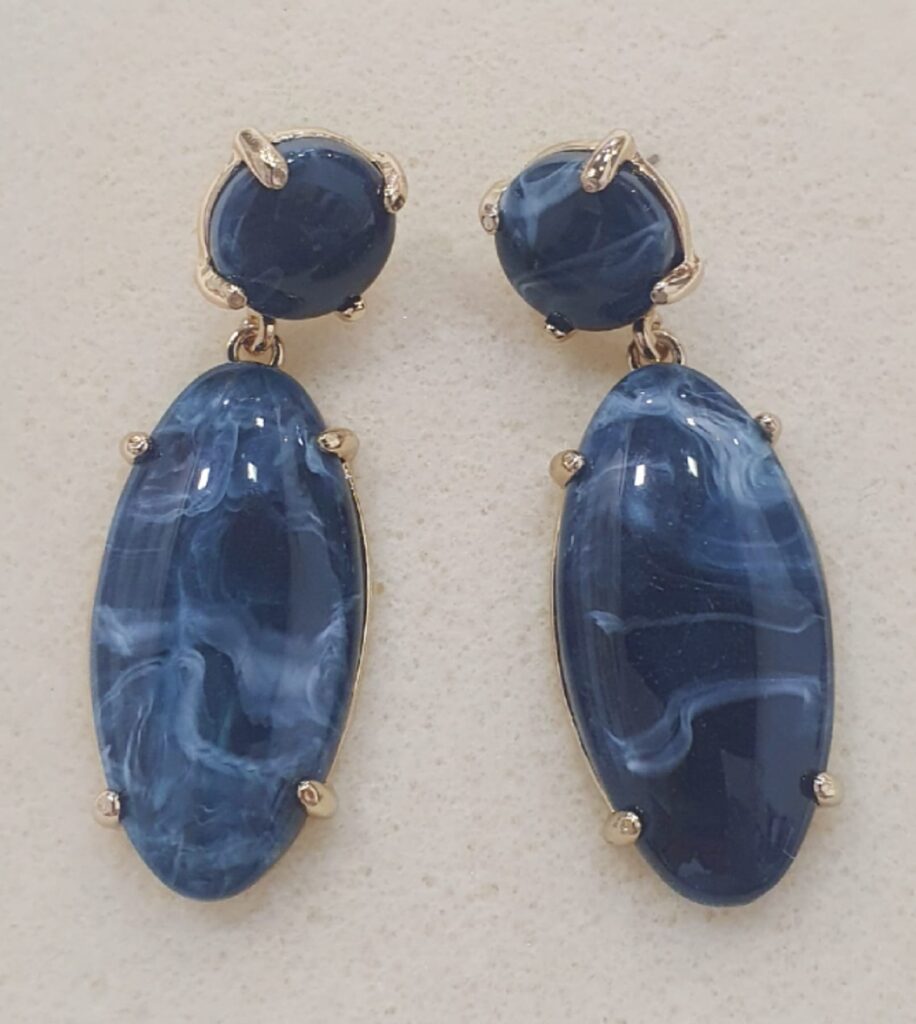 Pendientes en resina (0101000005)