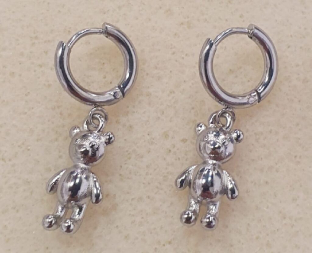 Pendientes de osito en acero (0101000001)