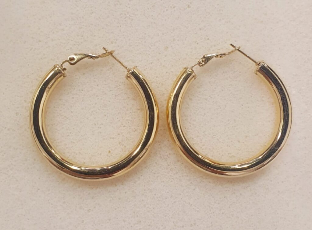 Argollas de acero, 4 cms de diámetro (0101000007)