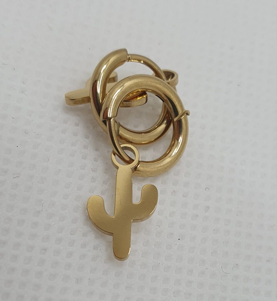 Pendientes de acero con baño de oro (0101000042)