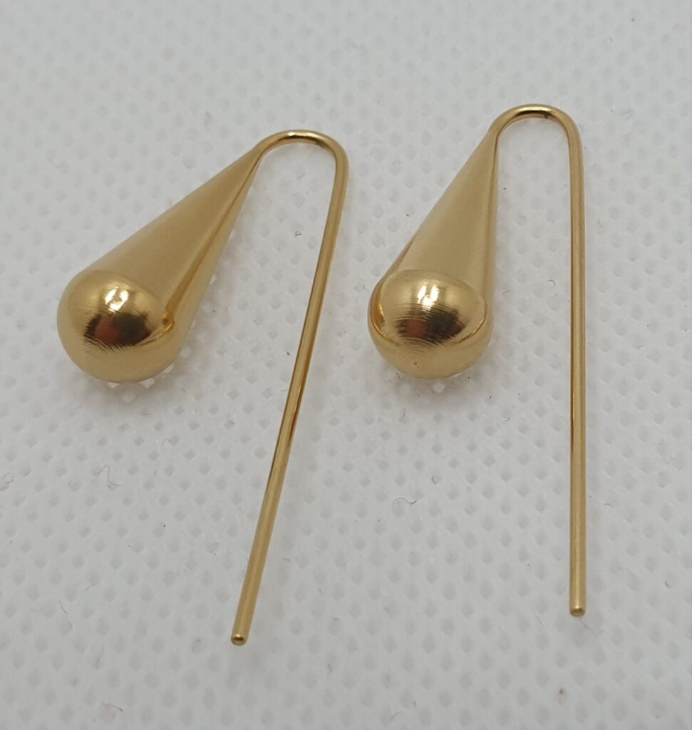 Pendientes de acero con baño de oro (0101000015)