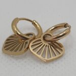 Pendientes acero con baño de oro (0101000022)