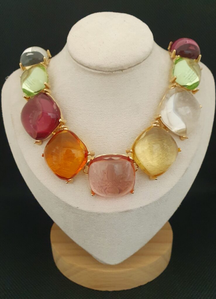 Collar corto (02000039)